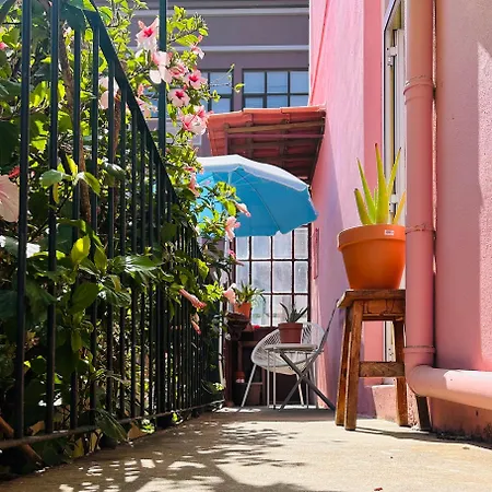 Boogaloo House The Pink Setúbal
