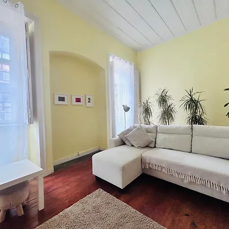 Homestay szállás Boogaloo House The Pink Setúbal