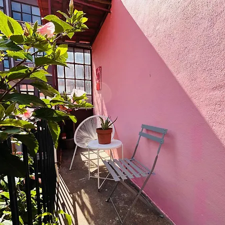Boogaloo House The Pink * Setúbal